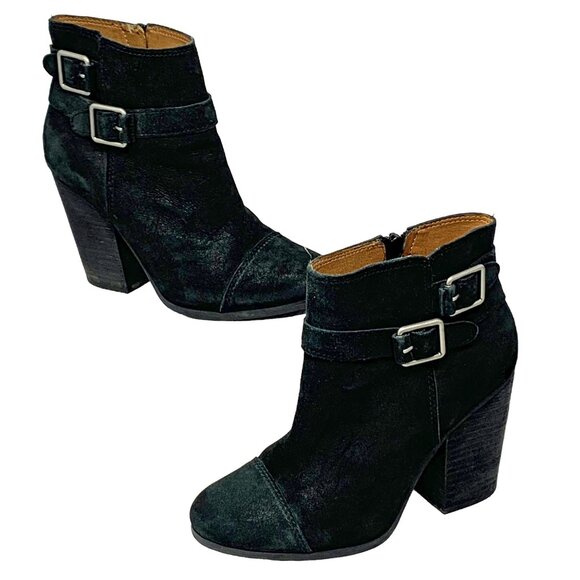 LUCKY BRAND Laureen Leather Buckle Accent‎ Chunky Heel Booties - Picture 11 of 11